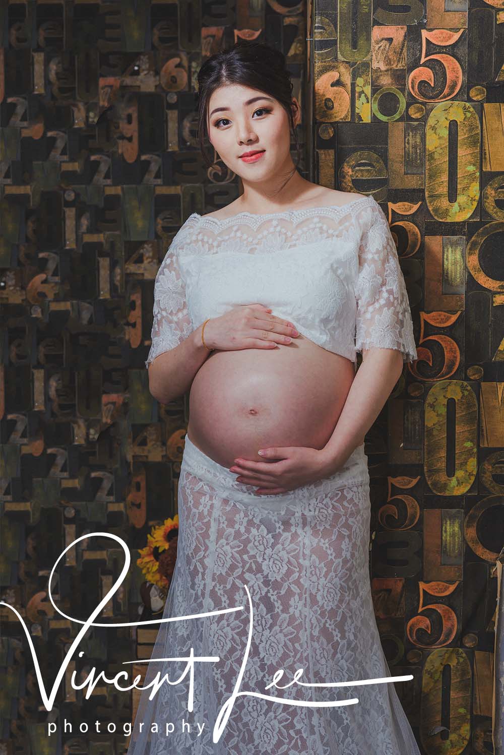 #Maternity #makeupservices #malaysia #studio #photography #awardwinningphotographer #internationalacclaimed #creative #unique #pregnant #beauty #Nikon #Elinchrom 